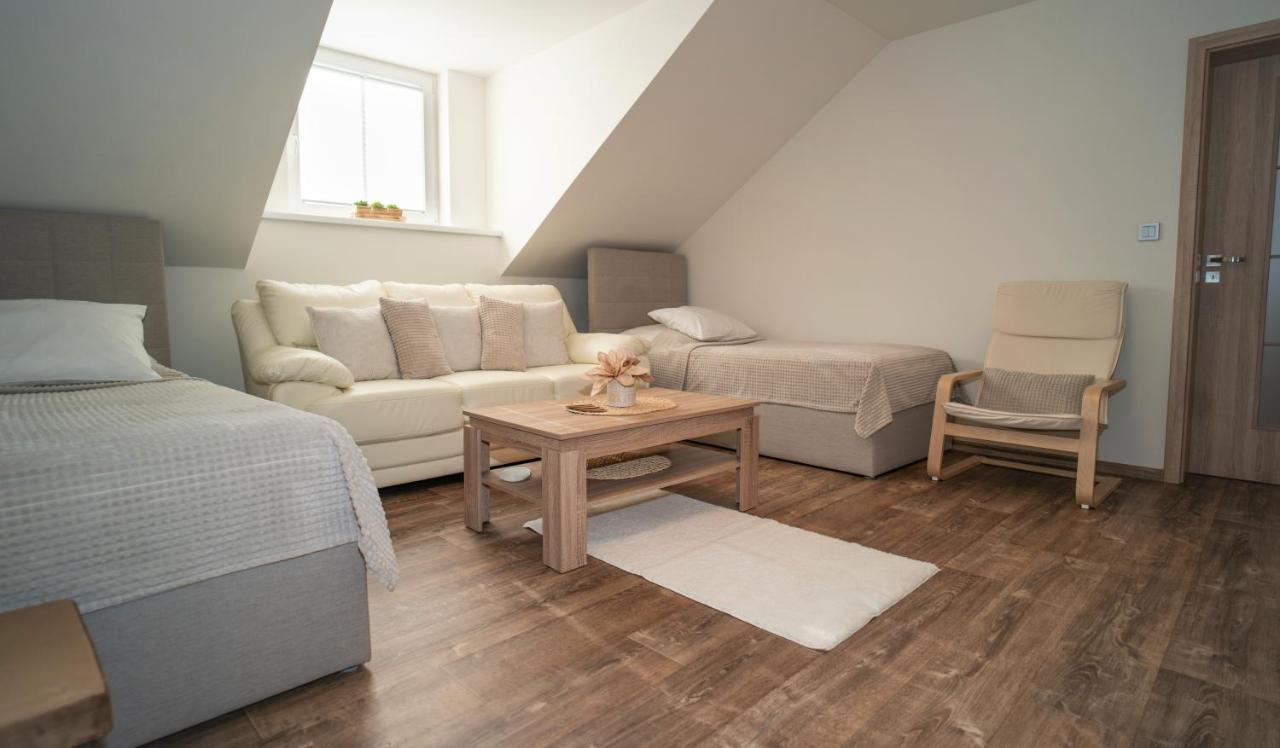 Apartmanovy Dum Sklipek Trutnov Exterior foto